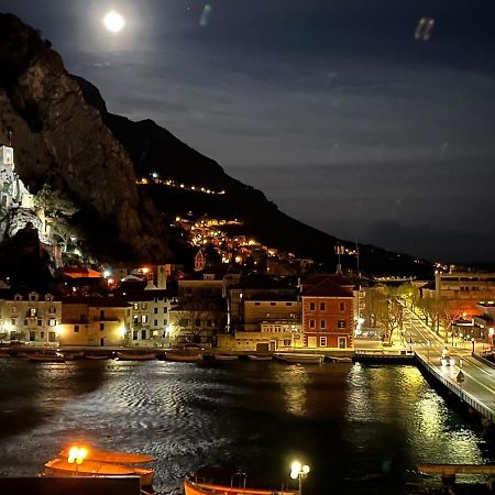 Appartamento Penthouse Maremonte Omiš Esterno foto