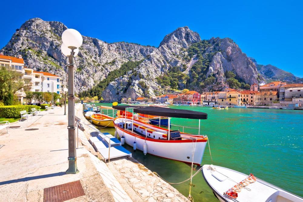 Appartamento Penthouse Maremonte Omiš Esterno foto